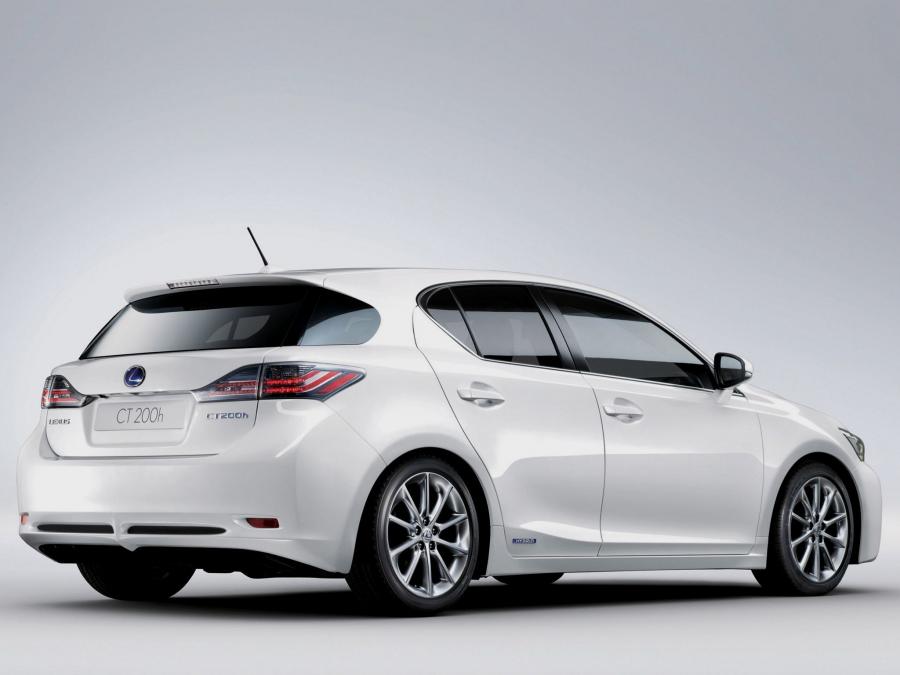  Lexus CT200h 2010 года  (фото 12 из 266)